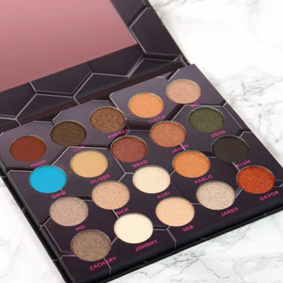 New Barbarella Eyeshadow Palette - Picture 9 of 15